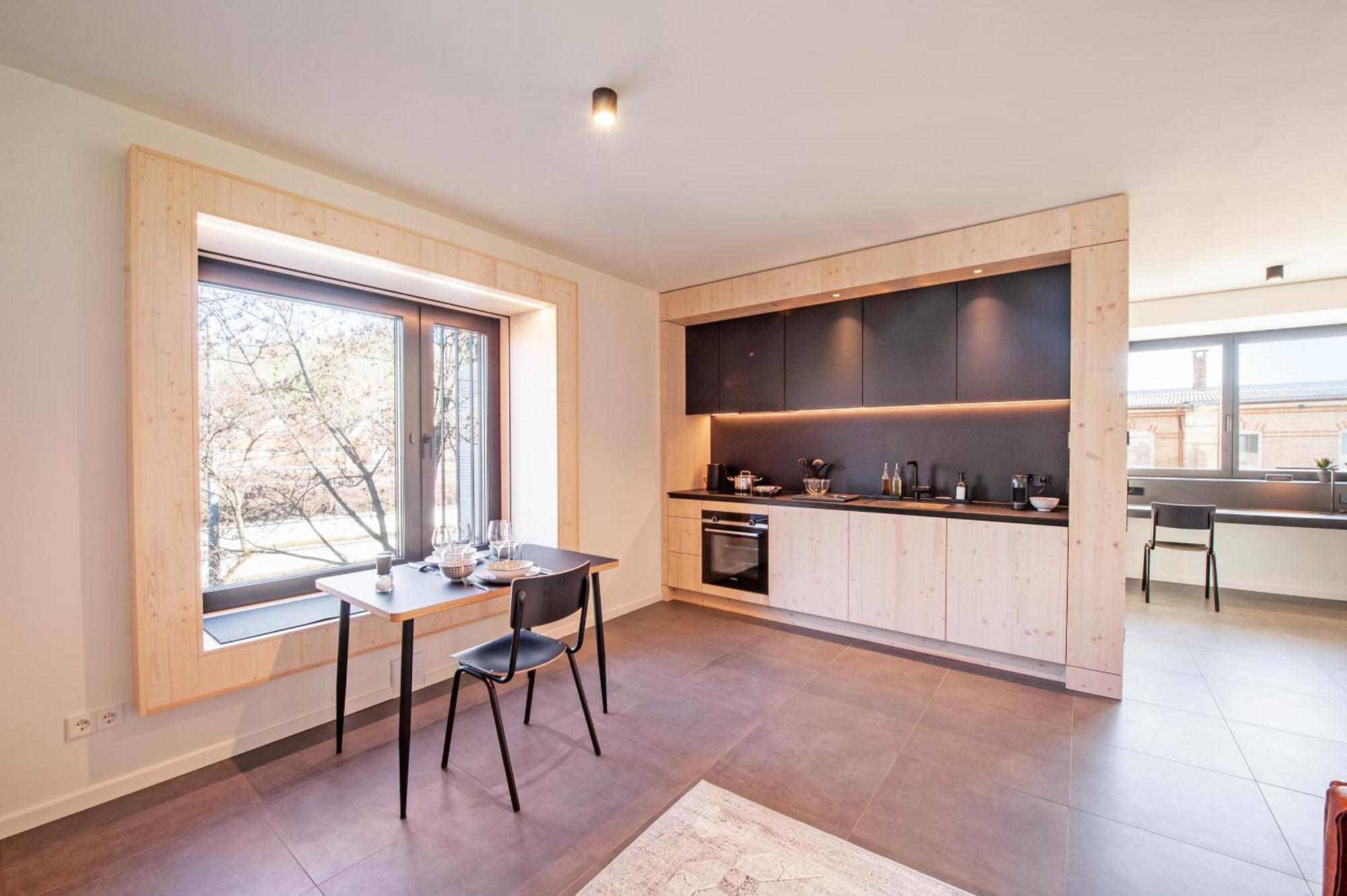 Mono Design Apartment *